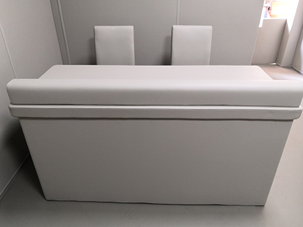 谈话室审讯室防撞软包桌椅